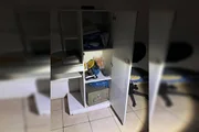 Armário com cofre