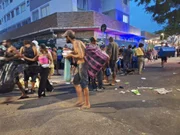 Dependentes químicos em cruzamento da Rua dos Protestantes com a Rua dos Gusmões, na Cracolândia Dependentes químicos em cruzamento da Rua dos Protestantes com a Rua dos Gusmões, na Cracolândia