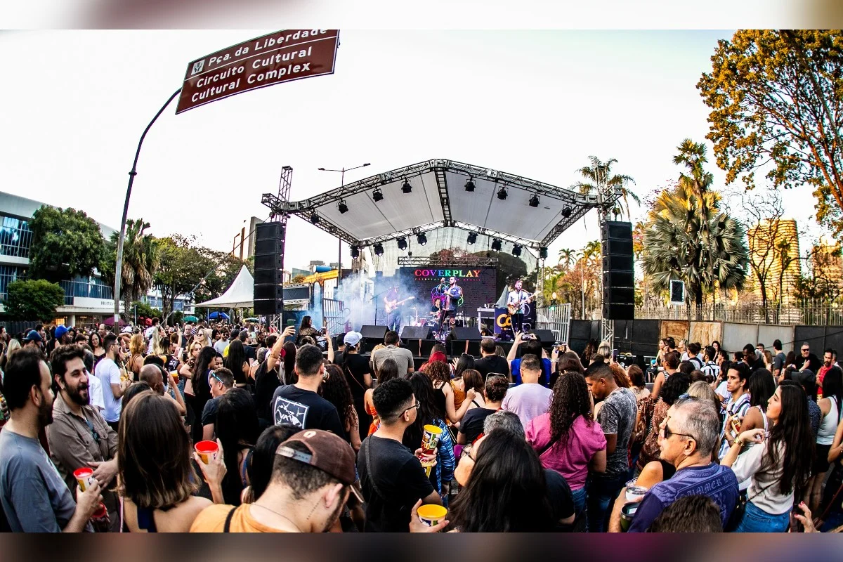 Evento gratuito na Savassi terá mais de dez cervejarias, gastronomia, atrações de rock e programação pet friendly Evento gratuito na Savassi terá mais de dez cervejarias, gastronomia, atrações de rock e programação pet friendly
