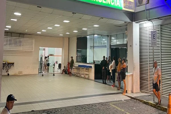 Imagem colorida, criança de 2 anos é atacada por cachorro e socorrida ao hospital- Metrópoles