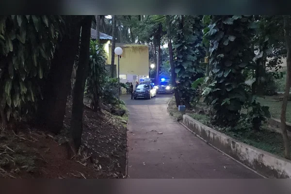 Banheiros públicos viram “motel” e 11 suspeitos são detidos em 9 dias