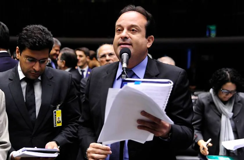 Candidato apoiado pelo PT em SE articulou impeachment de Dilma - imagem 1 Candidato apoiado pelo PT em SE articulou impeachment de Dilma - imagem 1
