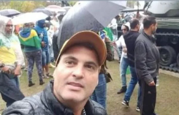Como foi a reação da Fiel Torcida à demissão de suposto “golpista”