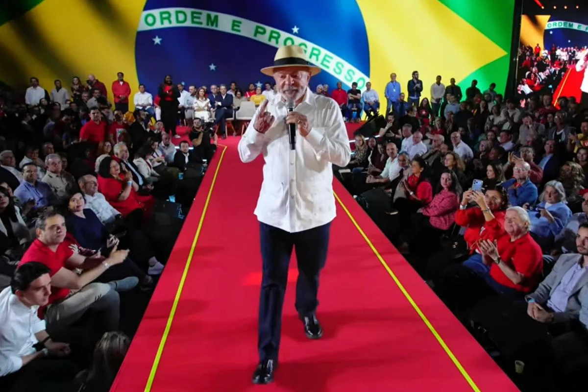 O presidente Lula na convenção do PT em SP que confirmou sua candidatura à reeleição O presidente Lula na convenção do PT em SP que confirmou sua candidatura à reeleição