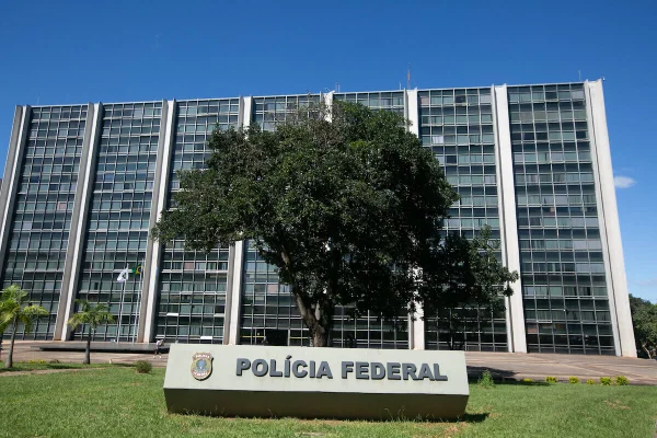 Máscara Negra, antiga sede da PF
