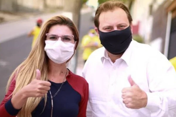 Rodrigo Kriguer (PSD) e Fabíola Alves (PSDB), vice-prefeito e prefeita de Votorantim (SP) entre 2021 e 2024. - Metrópoles