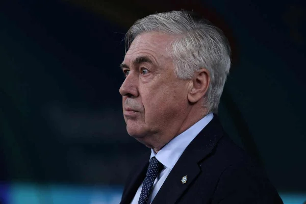 Imagem colorida de Carlo Ancelotti - Metrópoles