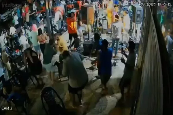 Vídeo de tiros em bar assusta foliões em festa de Carnaval no DF