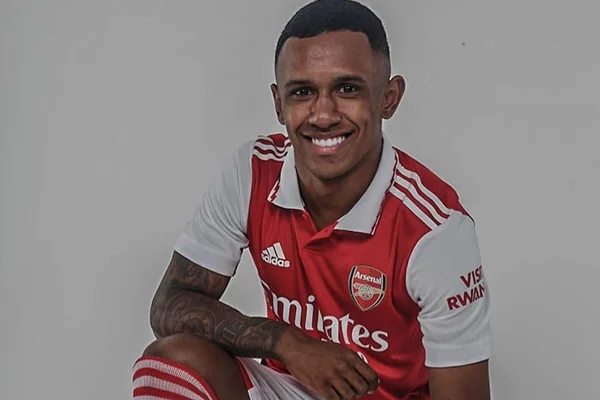 Foto colorida de Marquinhos, do Arsenal