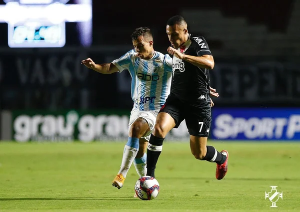 Vasco leva virada do Londrina, perde a 1ª em casa e fica fora do G4 da Série B