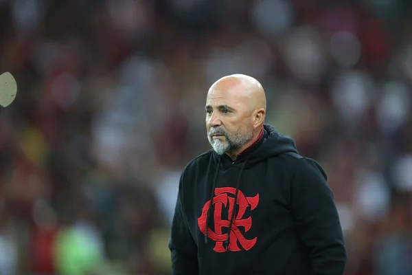 Técnico Jorge Sampaoli em jogo do Flamengo - Metrópoles
