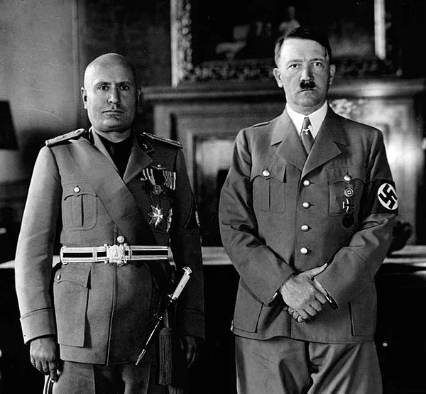 “O fascista é o alegado antifascista que trata de fascista quem não é”