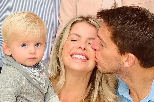 Karina Bacchi revela desejo de ter outro filho: “Em 2019 mesmo”
