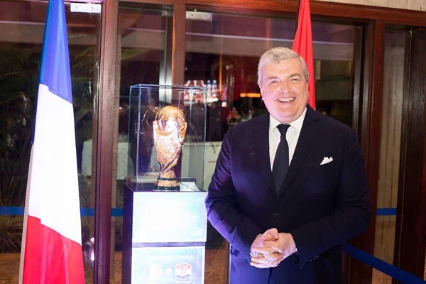 Embaixador Michel Miraillet celebra Dia Nacional da França com festa