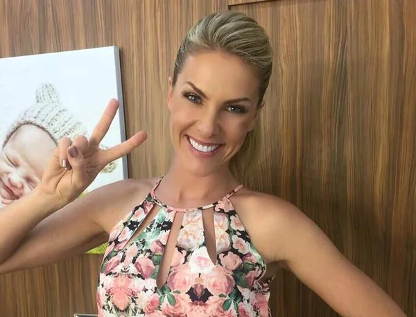 Ana Hickmann desabafa: “passei fome para ter as medidas da moda”