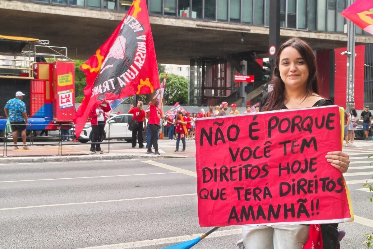 Esquerda fará ato de campanha para Lula na Avenida Paulista Esquerda fará ato de campanha para Lula na Avenida Paulista