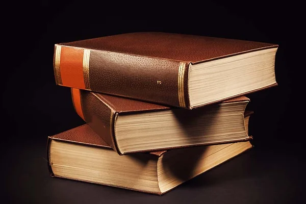 500 mil livros estão presos em depósito à espera de licitação no MinC