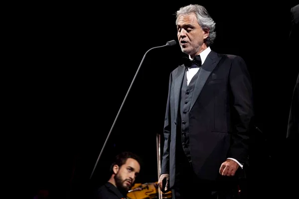 Andrea Bocelli vai cantar na Catedral de Milão vazia na Páscoa
