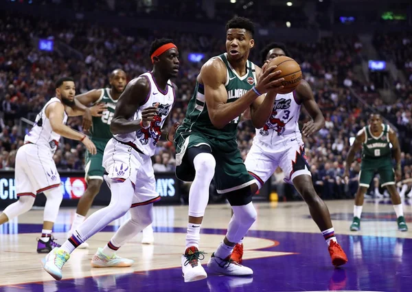 Prévia de playoffs: Bucks batem Raptors; LeBron brilha nos Lakers
