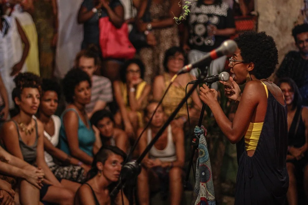 Verificar a segunda edição do palavra preta, festival de música e poesia voltado para autoras negras. O evento está marcado para ocorrer na sexta-feira (28/7), às 17h, no Museu Nacional. Verificar a segunda edição do palavra preta, festival de música e poesia voltado para autoras negras. O evento está marcado para ocorrer na sexta-feira (28/7), às 17h, no Museu Nacional.