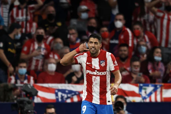 Adversário do Nacional, Atlético-GO brinca sobre Suárez: “Aí é foda”