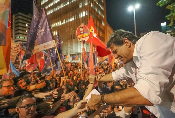Pesquisa XP/Ipespe: Haddad sobe e vai a 16%, atrás de Bolsonaro (28%)