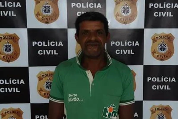 Pai é preso por estuprar filha de 6 anos após morte da esposa