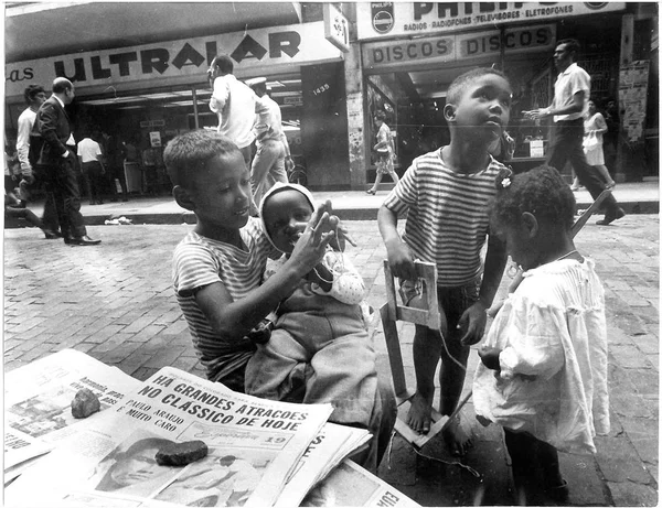 Mostra no CCBB traz fotos feitas por alemã no Brasil entre 1960 e 1980