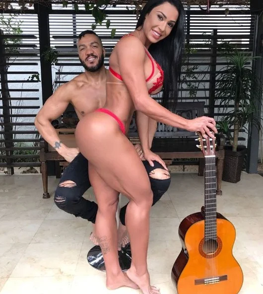 Chorando, Whindersson revela música que compôs para Gabriel Diniz