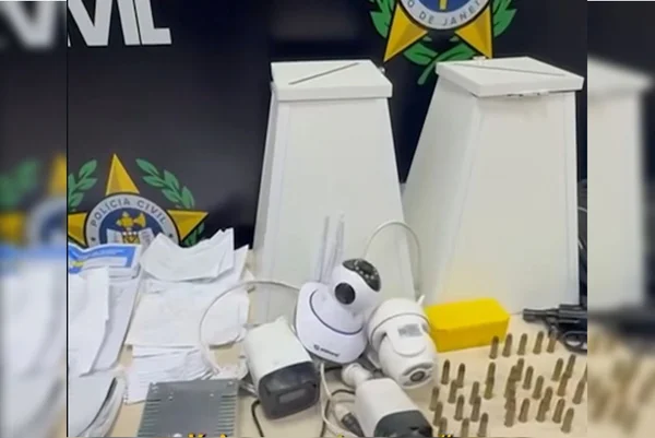CV instala “urnas do medo” para cobrar taxas e extorquir moradores
