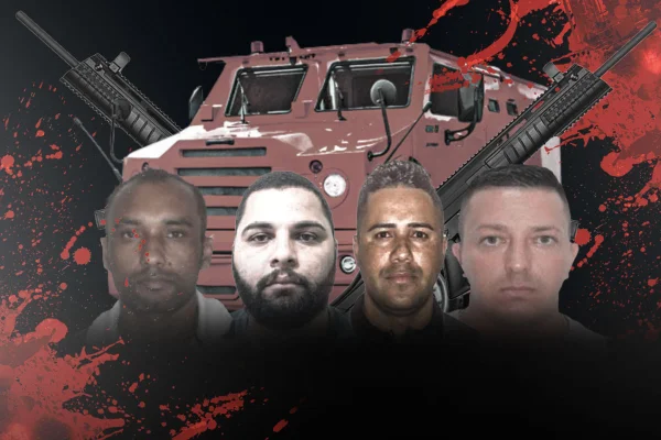 Imagem colorida de quatros rostos masculinos, no centro. Fundo preto, com sobreposição de manchas de sangue, um carro-forte a dois fuzis cruzados, atrás dos quatro rostos - Metrópoles