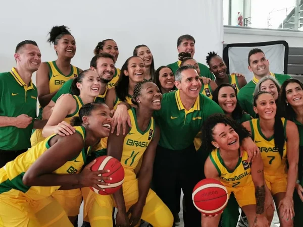 Seleção feminina de basquete perde para os EUA no Pré-Olímpico