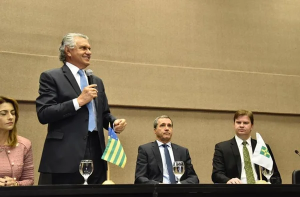 Novo superintendente da Sudeco toma posse sob as bênçãos de Caiado