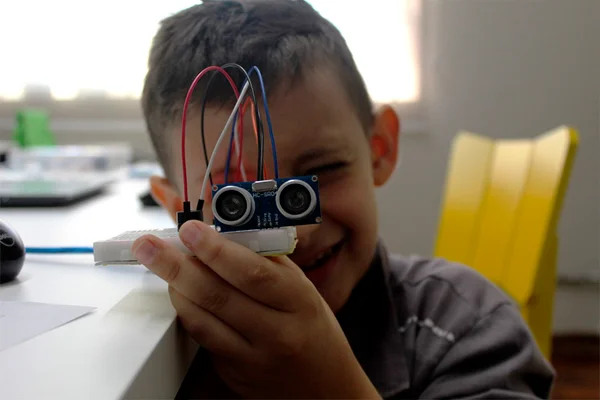 Como preparar as escolas para a quarta revolução industrial?