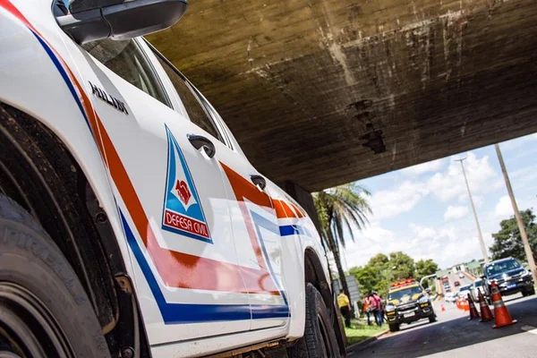 Após inspeção da Defesa Civil, viaduto da Costa e Silva é liberado