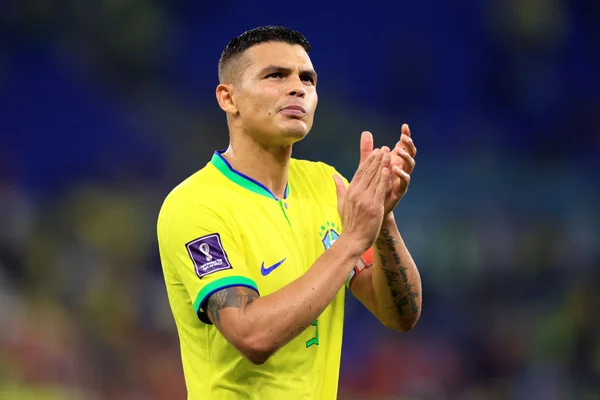 Thiago Silva, do Brasil, comemora após a vitória da seleção brasileira nas oitavas de final da Copa do Mundo da FIFA Brasil x Coreia do Sul, no Estádio 974, em Doha, Catar - Metrópoles