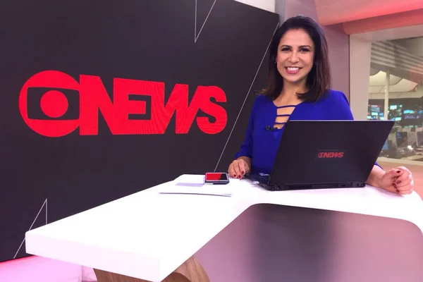 Paula Araújo repórter Globo