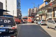 Bombeiros foram acionados para socorrer vítima após queda de predio em Vicente Pires