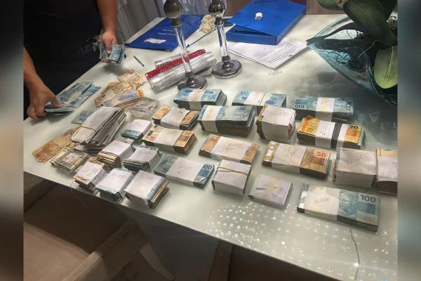 PF mira grupo que se passava por policiais para aplicar golpes