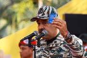 Ditador enfrenta oposição internacional, que contesta resultado das urnas sem apresentação das atas Ditador enfrenta oposição internacional, que contesta resultado das urnas sem apresentação das atas