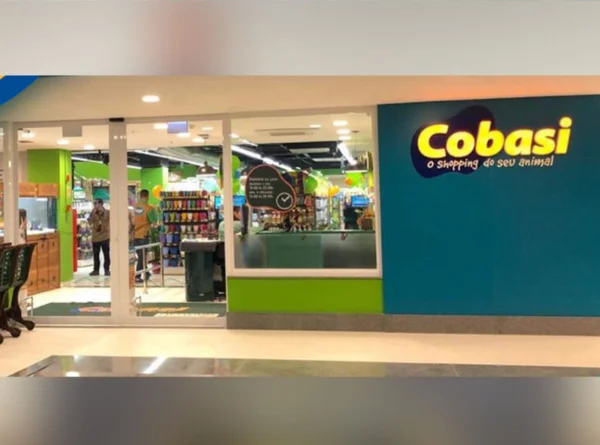 Imagem colorida de pet shop Cobasi - Metrópoles