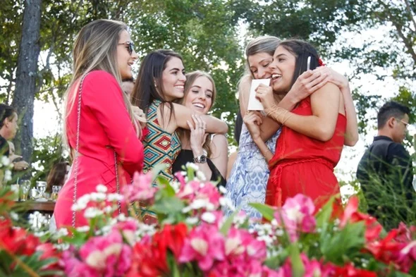 Beatriz Bettiol celebra aniversário entre familiares e amigos - imagem 5 Beatriz Bettiol celebra aniversário entre familiares e amigos - imagem 5