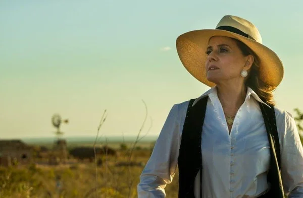 Globo toma decisão importante após Marieta Severo contrair Covid-19