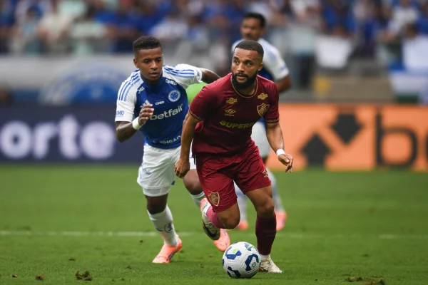 Samuel Xavier, do Fluminense, em partida diante do Cruzeiro