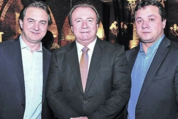 Os irmãos Joesley Batista, José Batista Júnior e Wesley Batista