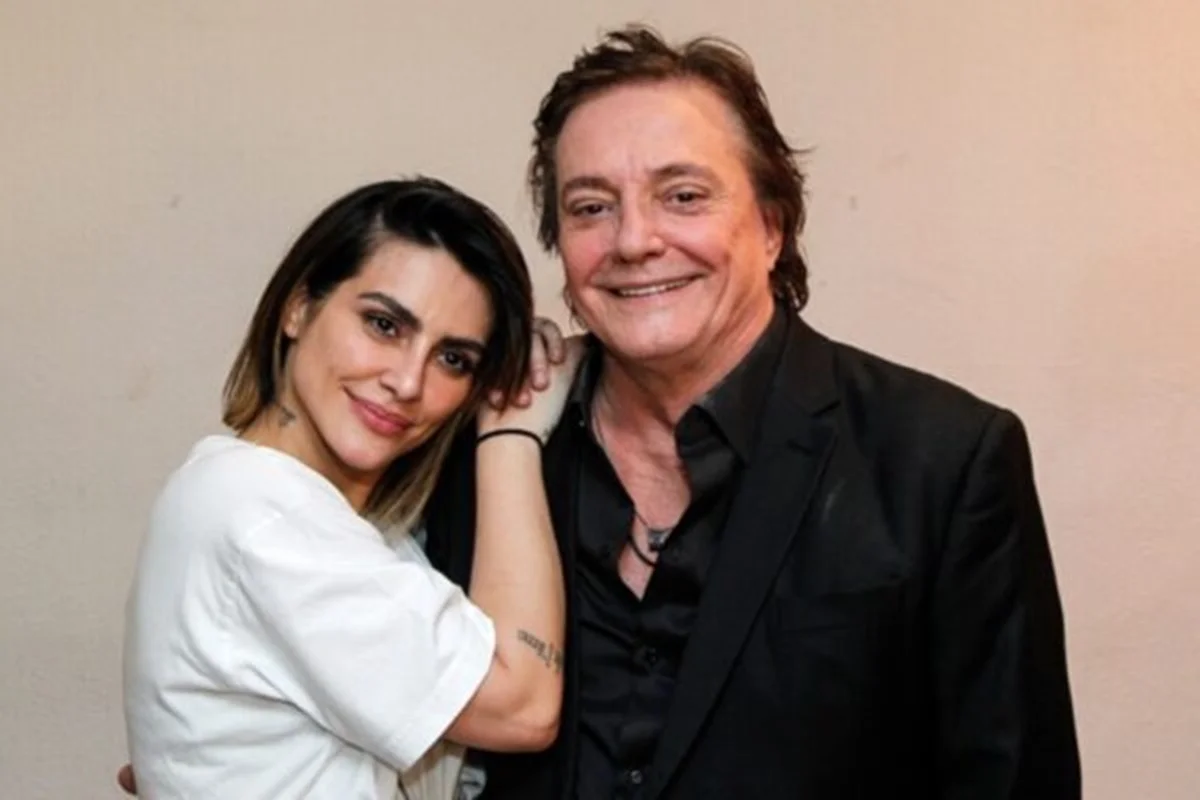 Cleo Pires e Fábio Jr. posam juntos e sorridentes Cleo Pires e Fábio Jr. posam juntos e sorridentes