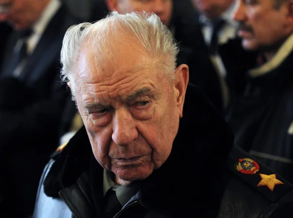Dmitri Yazov, ex-ministro da União Soviética, morre aos 95 anos