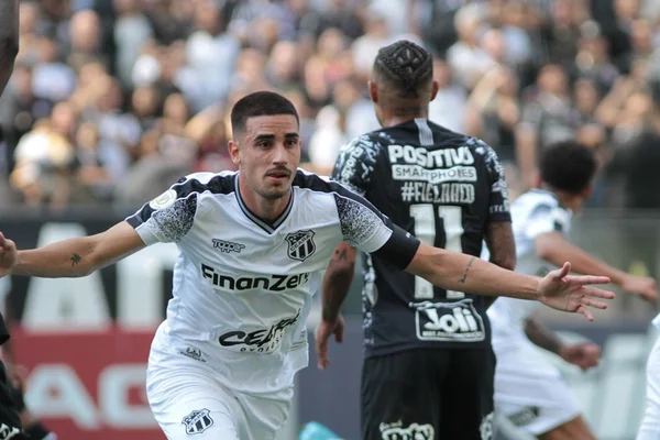 Buscando títulos, Thiago Galhardo destaca estrutura do Inter