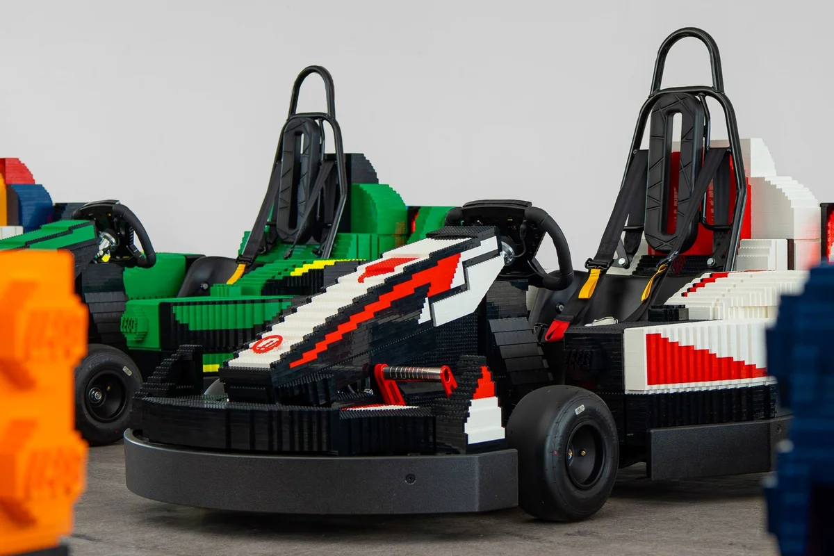 F1: GP da Grã-Bretanha terá desfile de pilotos em karts de lego - imagem 1 F1: GP da Grã-Bretanha terá desfile de pilotos em karts de lego - imagem 1