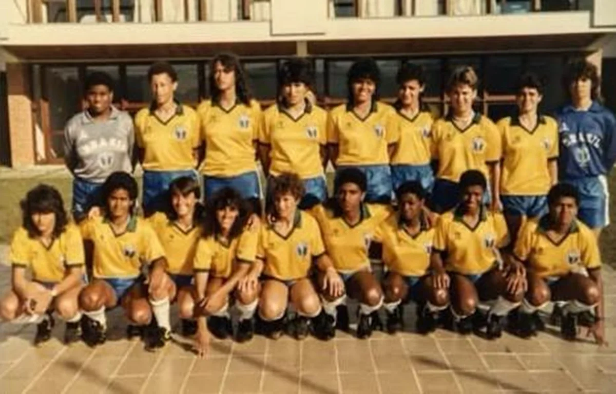 Em meio à Copa, documentário traz ex-atletas da Seleção feminina ao DF - imagem 1 Em meio à Copa, documentário traz ex-atletas da Seleção feminina ao DF - imagem 1